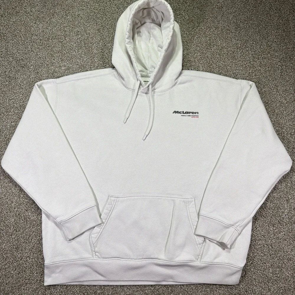 McLaren Formula 1 Hoodie Japan 1988 White Size XXL Retro Style Graphic Hollister